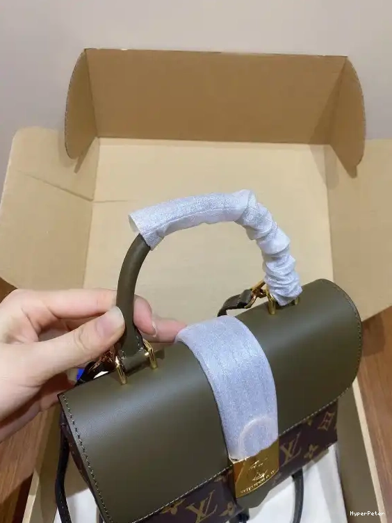 BB LOUIS VUITTON LOCKY 0518